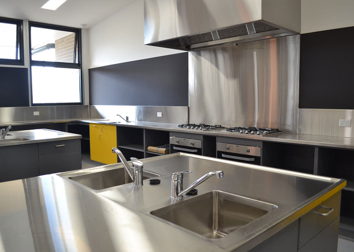 Maximising Stainless Steel Benches in Commercial Kitchens